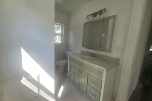 6015 Herbert St, Westland, MI 48185 - Photo 10