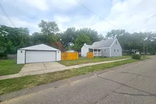 6015 Herbert St, Westland, MI 48185 - Photo 4