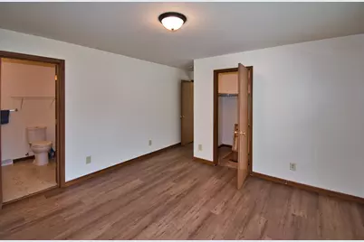 22244 Us-12, Edwardsburg, MI 49112 - Photo 30