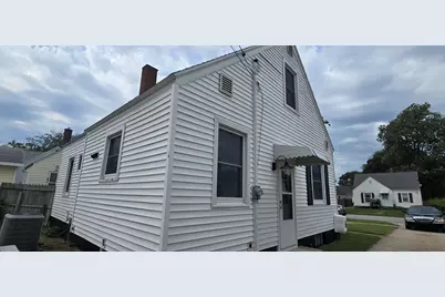 1349 W Summit Avenue, Muskegon, MI 49441 - Photo 8