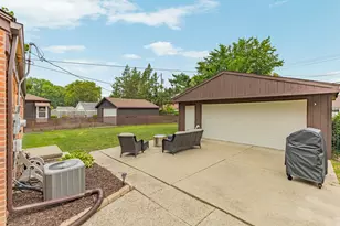 31200 Westfield St, Livonia, MI 48150 - Photo 34