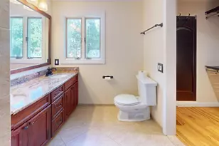 3480 Arrowvale St, Orchard Lake, MI 48324 - Photo 8