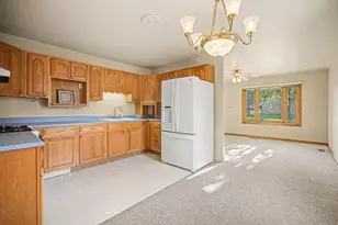 245 Redner Ave, Battle Creek, MI 49037 - Photo 8