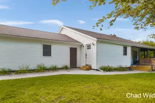 7200 Knapp St NE, Ada, MI 49301 - Photo 4