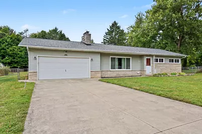 235 Oriole Drive, Battle Creek, MI 49037 - Photo 2