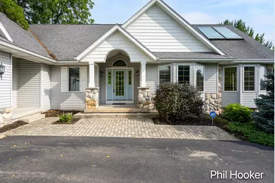 6211 Royalton Drive SE, Caledonia, MI 49316 - Photo 2