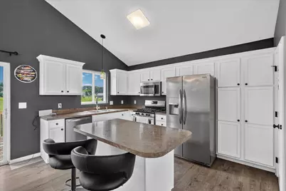 11310 Meadow Wood Circle, Greenville, MI 48838 - Photo 20