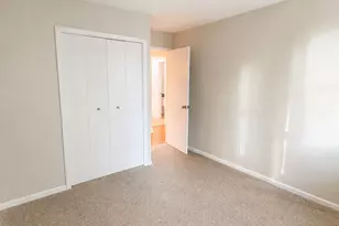 2006 Wealthy St SE, Grand Rapids, MI 49506 - Photo 16