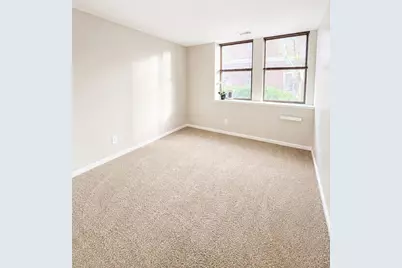 2006 Wealthy Street SE #104, Grand Rapids, MI 49506 - Photo 14
