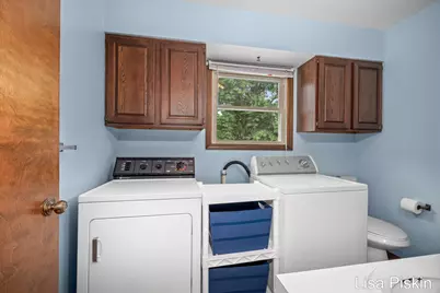 2641 Heathcliff Street SE, Grand Rapids, MI 49546 - Photo 12