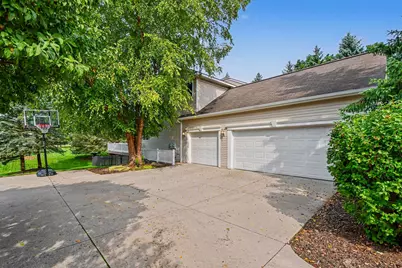 1219 Stoneshire Drive SE, Grand Rapids, MI 49546 - Photo 6