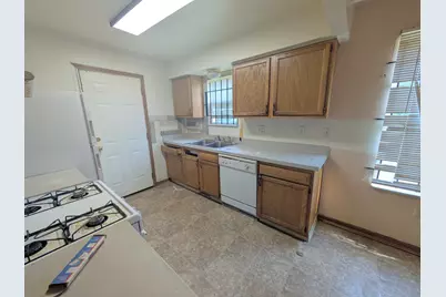 3924 16th Street, Detroit, MI 48208 - Photo 8
