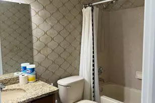 2260 Leighton Dr, Shelby Twp, MI 48317 - Photo 10
