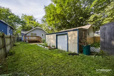 37 Walter Street SE, Wyoming, MI 49548 - Photo 2