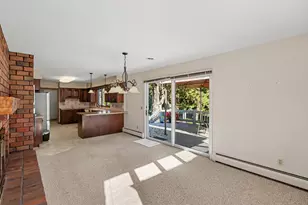 603 Beechwood Dr, Allegan, MI 49010 - Photo 10