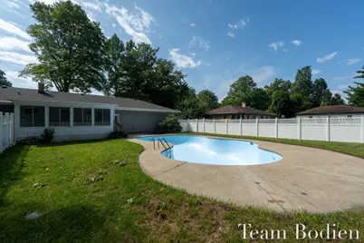 395 E Maple Street, Climax, MI 49034 - Photo 8
