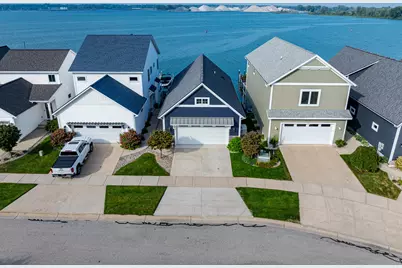 303 Terrace Point Circle, Muskegon, MI 49440 - Photo 44