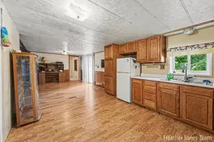13635 14 Mile Rd NE, Greenville, MI 48838 - Photo 10