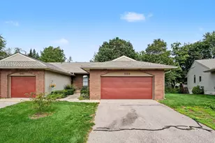 559 Spring Ln, Holland, MI 49423 - Photo 1