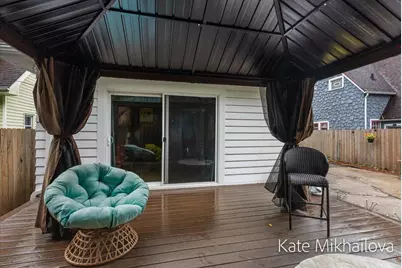 1825 Oakland Drive, Kalamazoo, MI 49008 - Photo 10