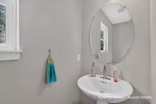 11544 Sessions Woods Dr W, Grand Rapids, MI 49534 - Photo 24