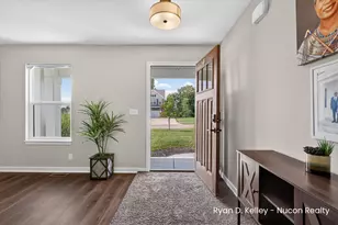 11544 Sessions Woods Dr W, Grand Rapids, MI 49534 - Photo 6