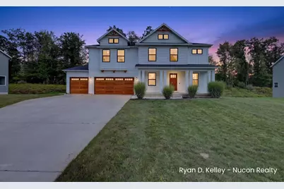 11544 Sessions Woods Drive W, Grand Rapids, MI 49534 - Photo 2