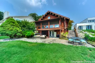1601 Westwind Ct, Muskegon, MI 49445 - Photo 1