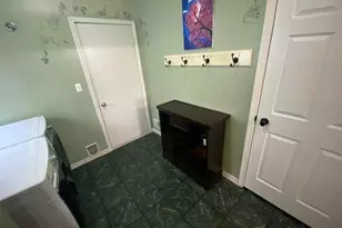 5628 Versailles Ave E, Ann Arbor, MI 48103 - Photo 14