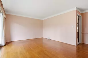 25036 Cathedral St, Bedford, MI 48239 - Photo 6