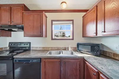 275 Grand River Drive, Adrian, MI 49221 - Photo 8
