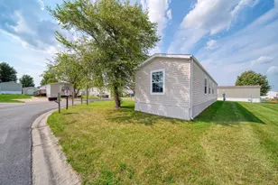 275 Grand River Dr, Adrian, MI 49221 - Photo 22