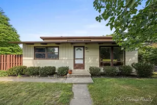 3147 Tuell St NW, Grand Rapids, MI 49504 - Photo 1