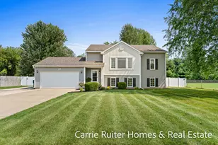 1104 Zachary St, Vicksburg, MI 49097 - Photo 1
