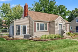 256 Fairfield Ave, Battle Creek, MI 49015 - Photo 1