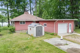 10151 Birch Dr, Riverdale, MI 48877 - Photo 2