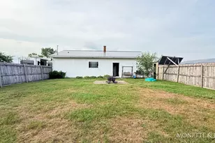 8454 E Skeels Rd, Holton, MI 49425 - Photo 4