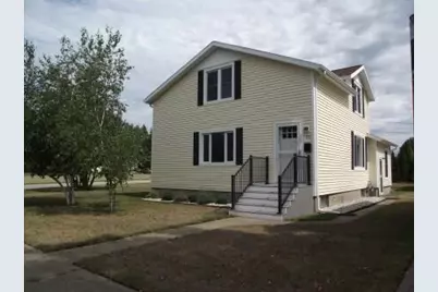 210 N Staffon Street, Ludington, MI 49431 - Photo 2