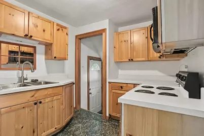 809 Hall Street, Albion, MI 49224 - Photo 10
