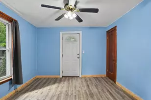 809 Hall St, Albion, MI 49224 - Photo 10