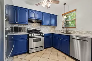 2777 Page Ave, Ann Arbor, MI 48104 - Photo 2