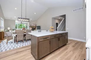 3664 Katherine Ln, Saint Joseph, MI 49085 - Photo 12