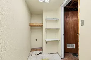 9 Edison Ave, Ypsilanti, MI 48197 - Photo 18