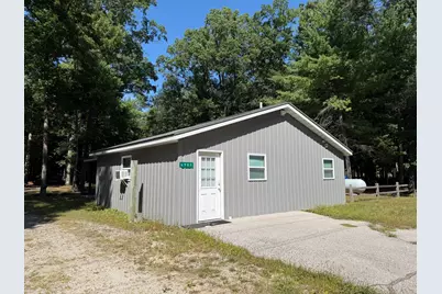 9232 W 7 Mile Road, Irons, MI 49644 - Photo 4