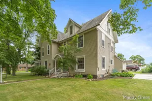 118 S 2nd St, Marion City, MI 48811 - Photo 2