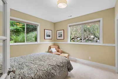 2077 W Glen Court, Norton Shores, MI 49441 - Photo 26