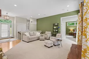 2077 W Glen Ct, Norton Shores, MI 49441 - Photo 4