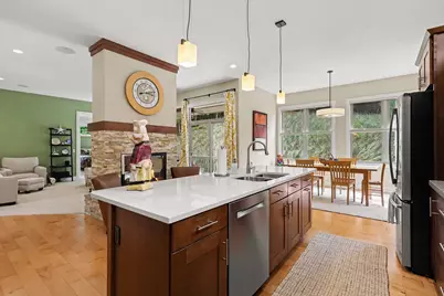 2077 W Glen Court, Norton Shores, MI 49441 - Photo 16