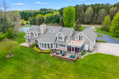 449 S Skyview Drive, Kalamazoo, MI 49009 - Photo 2