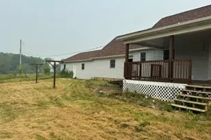 435 26th St, Allegan, MI 49010 - Photo 2